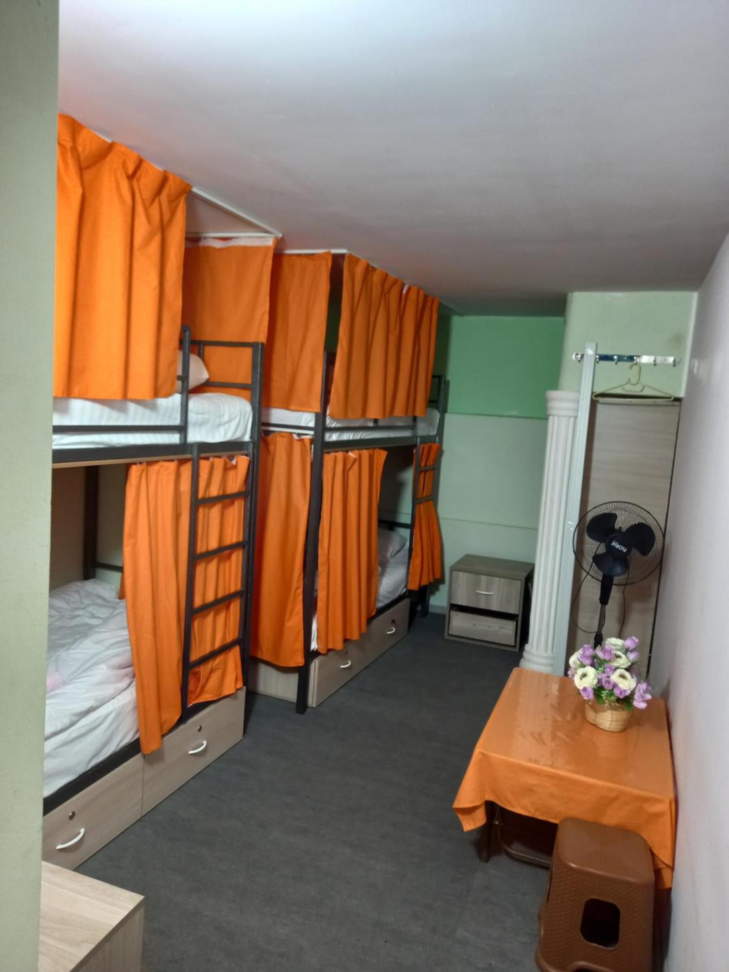 N 1 Hostel エレバン 部屋 写真